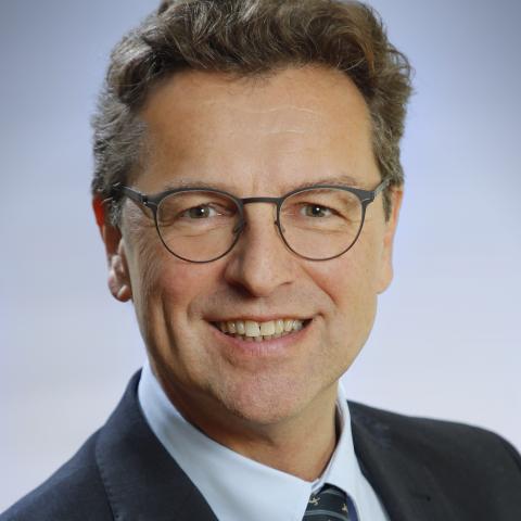 Mag. Dr. Franz Harnoncourt