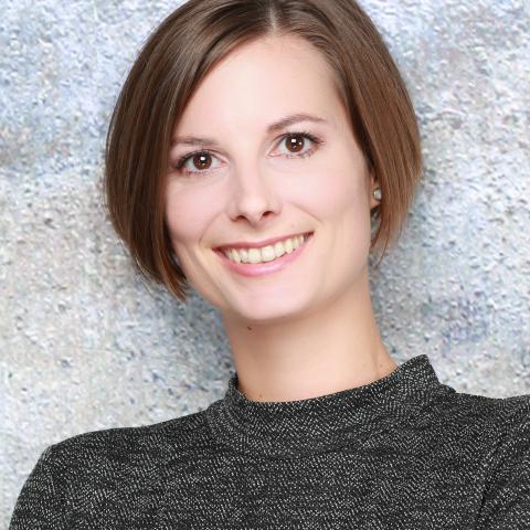 Mag. (FH) Marion Zöchbauer