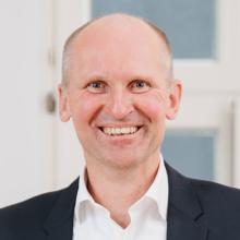 Wolfgang Bayer