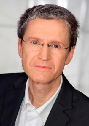 Dr. Marius Wilk