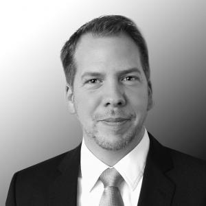 Dr. Björn M. Stauss