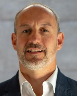 Clive Finlay