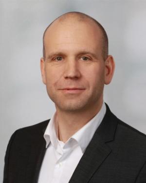 Dr. Daniel Lemmer