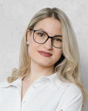 Lisa Marie Sinyakin-Bernsteiner